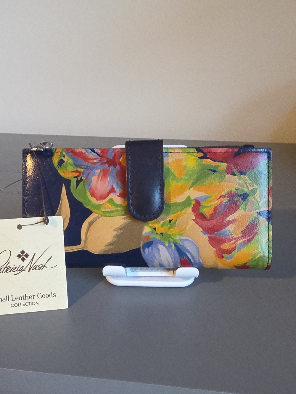 PATRICIA NASH NWT Le Fleur Collection Nazari Leather Bifold Wallet